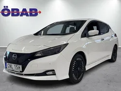 Vit Begagnad 2022 Nissan Leaf N-Connecta Halvkombi | 199 800 kr (Superpris)