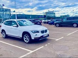 Vit Begagnad 2013 BMW X1 SUV | 99 000 kr (Marknadspris)