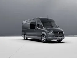 Mörkgrå (grey) Ny 2024 Mercedes Sprinter Van | 812 375 kr (Dyr)