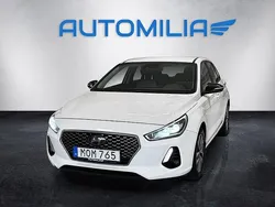Vit Begagnad 2017 Hyundai i30 Halvkombi | 119 900 kr (Marknadspris)