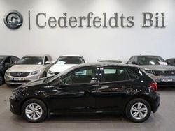 Svart Begagnad 2019 VW Polo Halvkombi | 109 900 kr (Marknadspris)