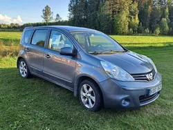 Blå Begagnad 2010 Nissan Note Minibuss | 25 000 kr (Marknadspris)