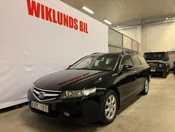 Svart Begagnad 2006 Honda Accord Executive Kombi | 34 900 kr (Marknadspris)