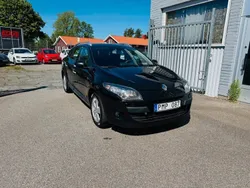 Svart Begagnad 2011 Renault Mégane GrandTour Kombi | 39 900 kr (Marknadspris)