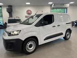 Vit Begagnad 2023 Fiat e-Doblò Minibuss | 424 900 kr