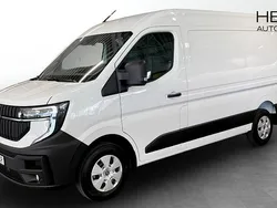Grå Ny 2025 Renault Master Van | 471 200 kr (Superpris)