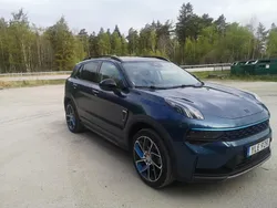 Blå Begagnad 2021 Lynk & Co 01 SUV | 274 900 kr (Lite dyr)