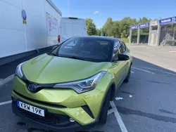 Grön Begagnad 2019 Toyota C-HR Edition SUV | 205 000 kr (Lite dyr)