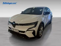 Vit Begagnad 2023 Renault Mégane Equilibre Halvkombi | 324 900 kr (Marknadspris)
