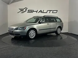 Ljusgrön (grön) Begagnad 2007 Volvo V50 Kinetic Kombi | 39 900 kr (Marknadspris)
