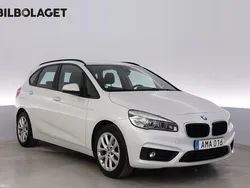 Vit Begagnad 2015 BMW 218 Active Tourer Advantage Minibuss | 149 500 kr (Bra pris)