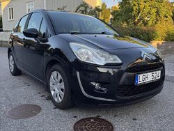Svart Begagnad 2011 Citroën C3 Halvkombi | 30 000 kr (Superpris)
