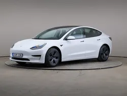 Vit (.) Begagnad 2022 Tesla Model 3 Standard Range Sedan | 295 000 kr (Superpris)