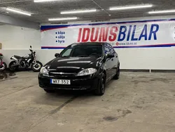 Svart Begagnad 2005 Chevrolet Lacetti Halvkombi | 17 900 kr