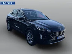 Svart Begagnad 2023 Ford Kuga Titanium SUV | 239 900 kr (Marknadspris)