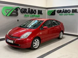 Mörkröd (röd) Begagnad 2007 Toyota Prius Halvkombi | 99 900 kr (Dyr)