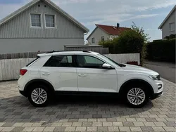 Vit Begagnad 2020 VW T-Roc SUV | 180 000 kr (Marknadspris)