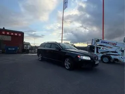 Svart Begagnad 2009 Volvo V70 Summum Kombi | 77 000 kr (Marknadspris)