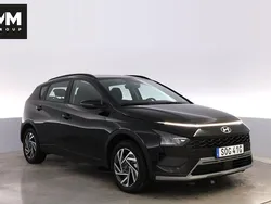 Svart (svart metallic) Begagnad 2025 Hyundai Bayon Essential SUV | 239 000 kr (Marknadspris)