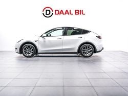 Vit Begagnad 2023 Tesla Model Y Long Range AWD SUV | 389 700 kr (Bra pris)