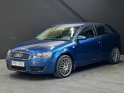 Mörkblå Begagnad 2003 Audi A3 Attraction Halvkombi | 34 900 kr (Dyr)