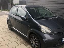 Grå Begagnad 2008 Toyota Aygo Halvkombi | 10 000 kr (Bra pris)