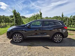 Svart Begagnad 2018 Renault Kadjar SUV | 145 000 kr (Bra pris)