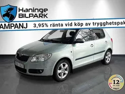 Grön Begagnad 2009 Skoda Fabia Halvkombi | 59 900 kr (Lite dyr)