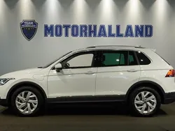 Vit Begagnad 2024 VW Tiguan Elegance SUV | 439 900 kr (Lite dyr)