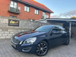 Blå Begagnad 2011 Volvo S60 Momentum Sedan | 109 500 kr (Marknadspris)