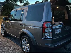 Grå Begagnad 2011 Land Rover Discovery 4 HSE SUV | 95 000 kr