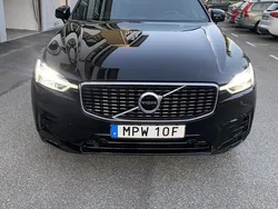 Svart Begagnad 2020 Volvo XC60 R-Design SUV | 325 000 kr (Dyr)