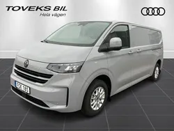 Grå (stone grey) Ny 2025 VW T7 Van | 549 000 kr