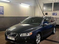 Grå Begagnad 2010 Volvo V70 Summum Kombi | 55 000 kr (Marknadspris)