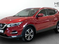 Röd (red) Begagnad 2020 Nissan Qashqai Tekna SUV | 219 900 kr (Marknadspris)