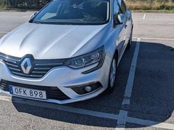 Silver Begagnad 2017 Renault Mégane GrandTour Kombi | 72 000 kr (Superpris)