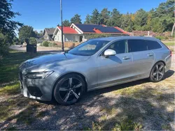 Silver Begagnad 2018 Volvo V90 R-Design Kombi | 240 000 kr (Marknadspris)