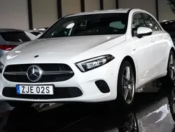 Vit Begagnad 2020 Mercedes A250 Halvkombi | 215 500 kr (Bra pris)