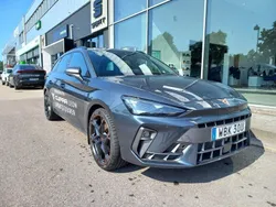 Mörkgrå (magnetic tech metallic) Begagnad 2025 Cupra Leon Kombi | 349 900 kr (Marknadspris)
