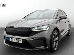 Grå Begagnad 2023 Skoda Enyaq iV SportLine SUV | 479 900 kr