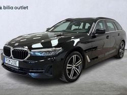 Svart Begagnad 2021 BMW 520 Kombi | 294 000 kr (Bra pris)