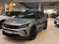 Grå (gråmetallic) Begagnad 2024 Opel Grandland X SUV | 254 900 kr (Marknadspris)