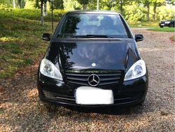 Svart Begagnad 2012 Mercedes A160 Classic Halvkombi | 129 000 kr (Dyr)