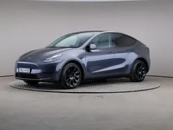 Grå (midnattssilver (metallic)) Begagnad 2022 Tesla Model Y Long Range AWD SUV | 379 000 kr (Marknadspris)