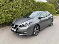 Grå Begagnad 2019 Nissan Leaf Halvkombi | 185 000 kr (Marknadspris)