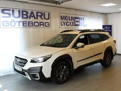 Vit Begagnad 2021 Subaru Outback SUV | 314 900 kr (Bra pris)