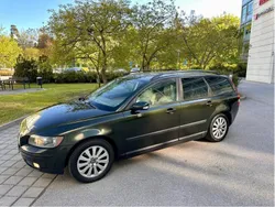 Grön Begagnad 2006 Volvo V50 Kombi | 35 000 kr (Bra pris)