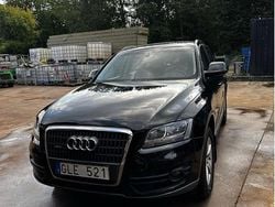 Svart Begagnad 2011 Audi Q5 SUV | 85 000 kr (Marknadspris)