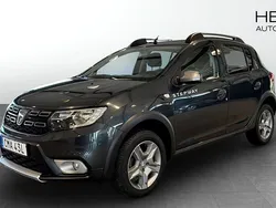Mörkgrå (grey) Begagnad 2019 Dacia Sandero Stepway Halvkombi | 89 000 kr (Marknadspris)