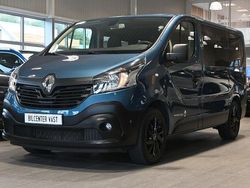 Blå Begagnad 2017 Renault Trafic Van | 209 000 kr (Dyr)